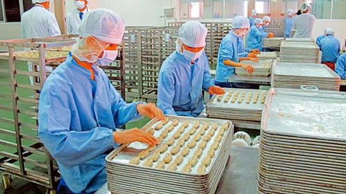 粵企全速生產(chǎn)，供港日用品穩(wěn)增